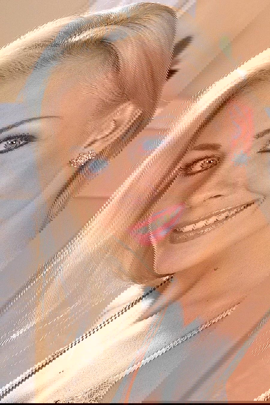 Sophie Angel backdrop