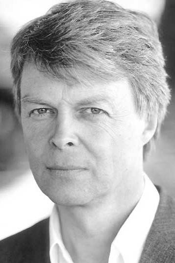 Fabian von Klitzing backdrop