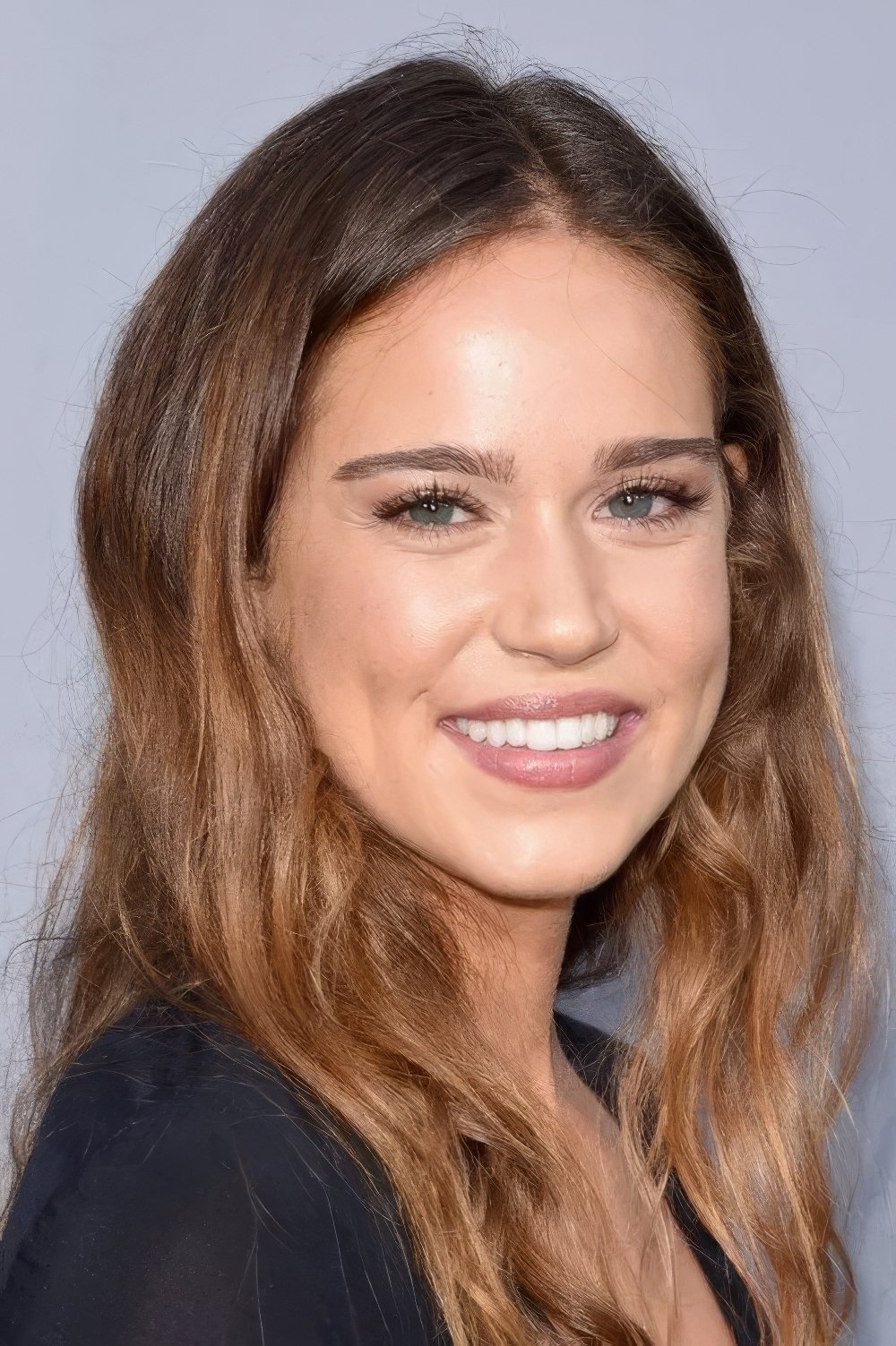 Matilda Lutz backdrop