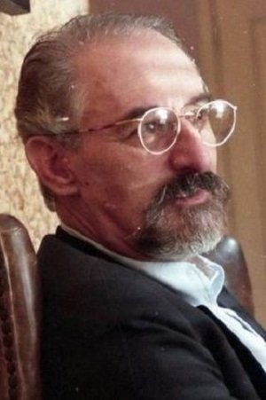 Ciro Durán backdrop