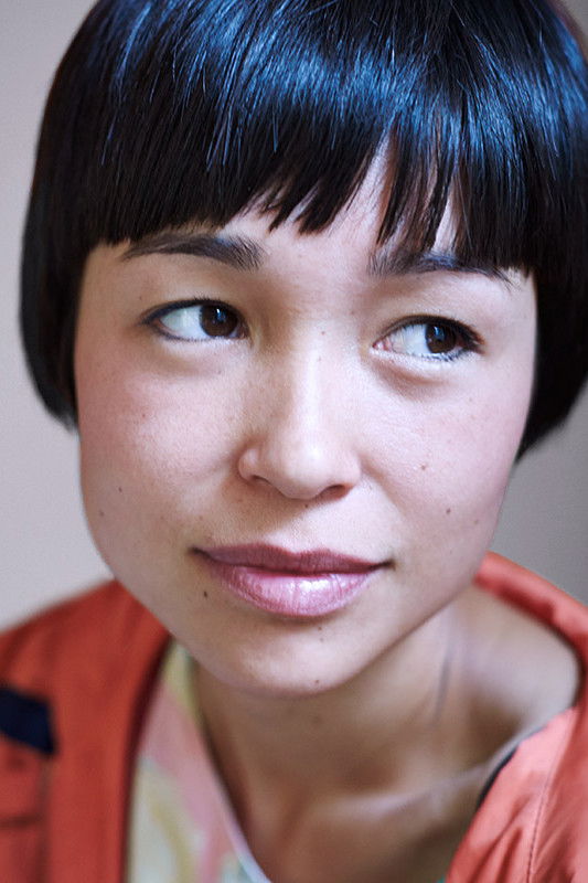 Maya Newell backdrop