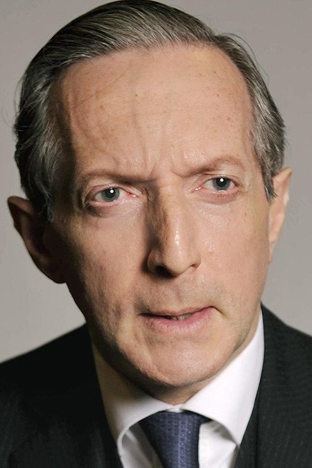 Éric Naggar backdrop