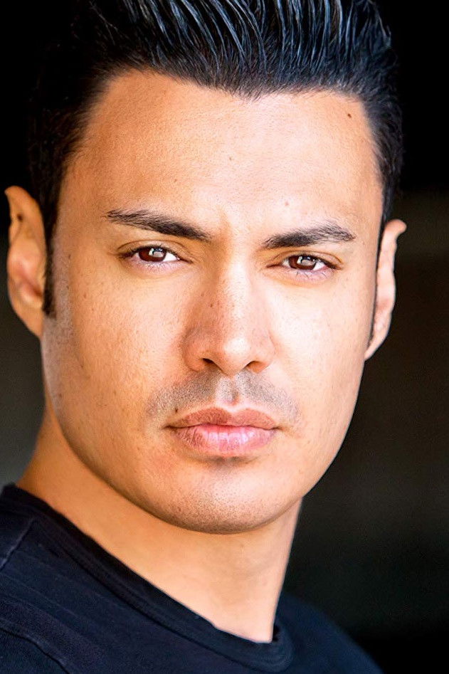 Enzo Zelocchi backdrop