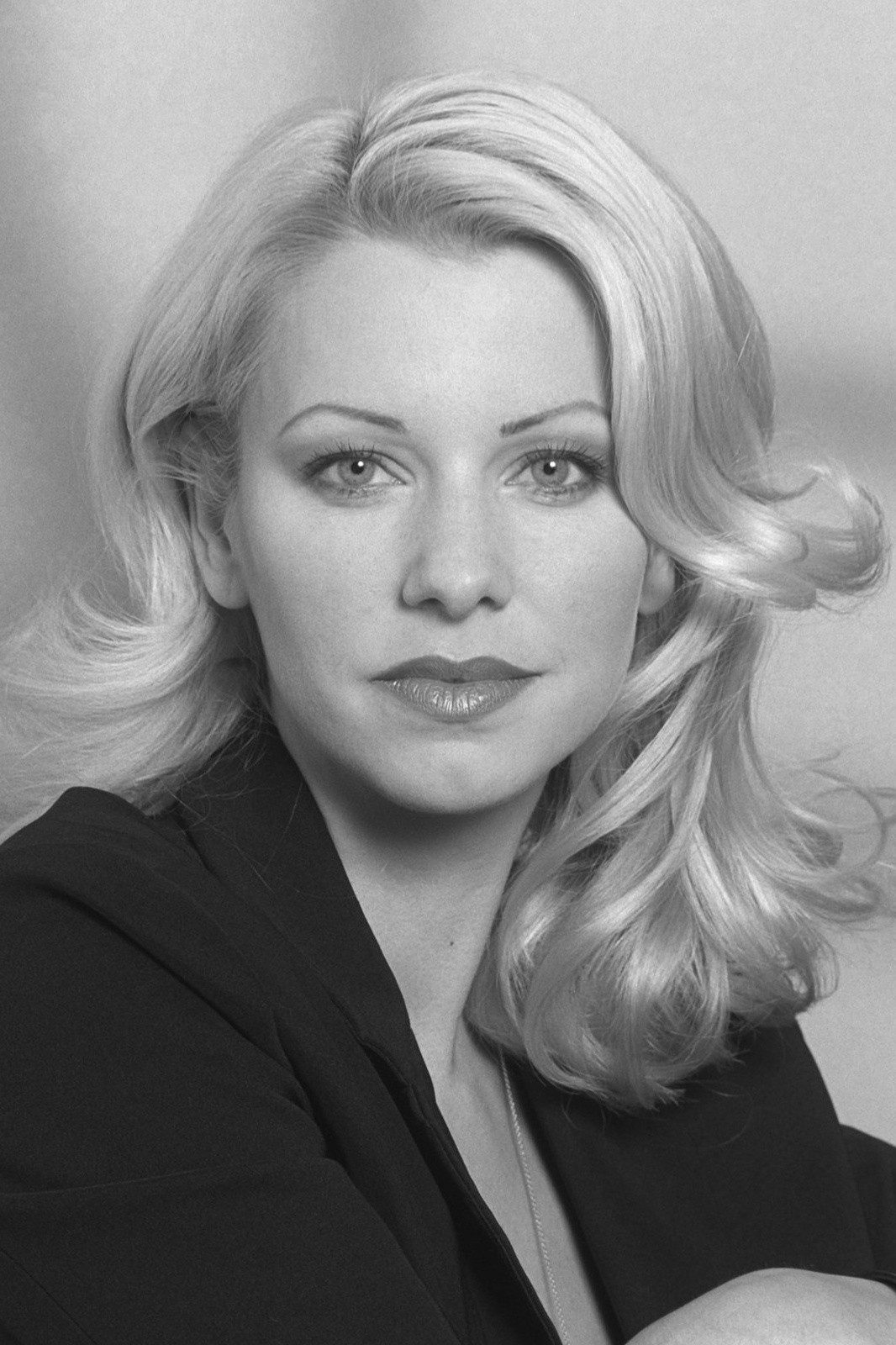 Karina Kraushaar backdrop