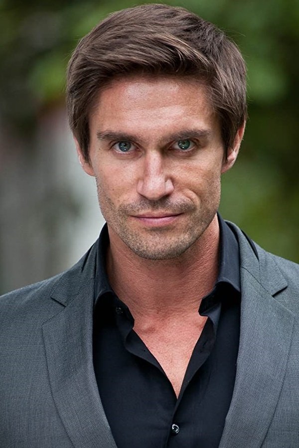 Michael Rowe backdrop