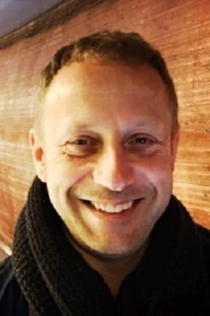 Damon Thomas backdrop