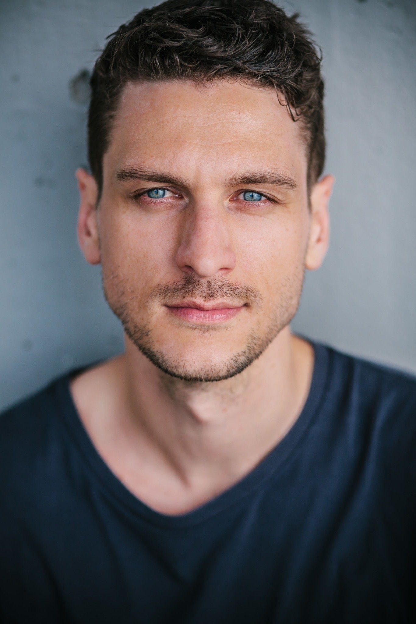 Steen Raskopoulos backdrop