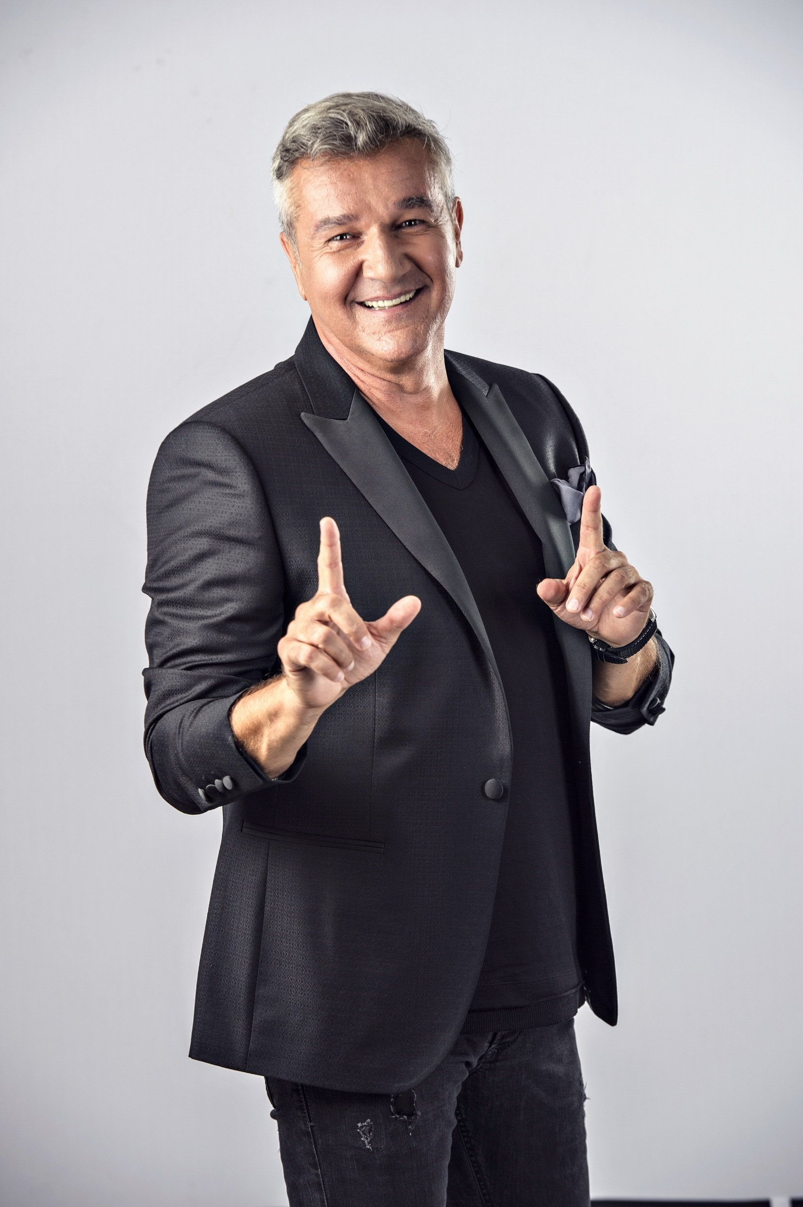 Dan Bittman backdrop