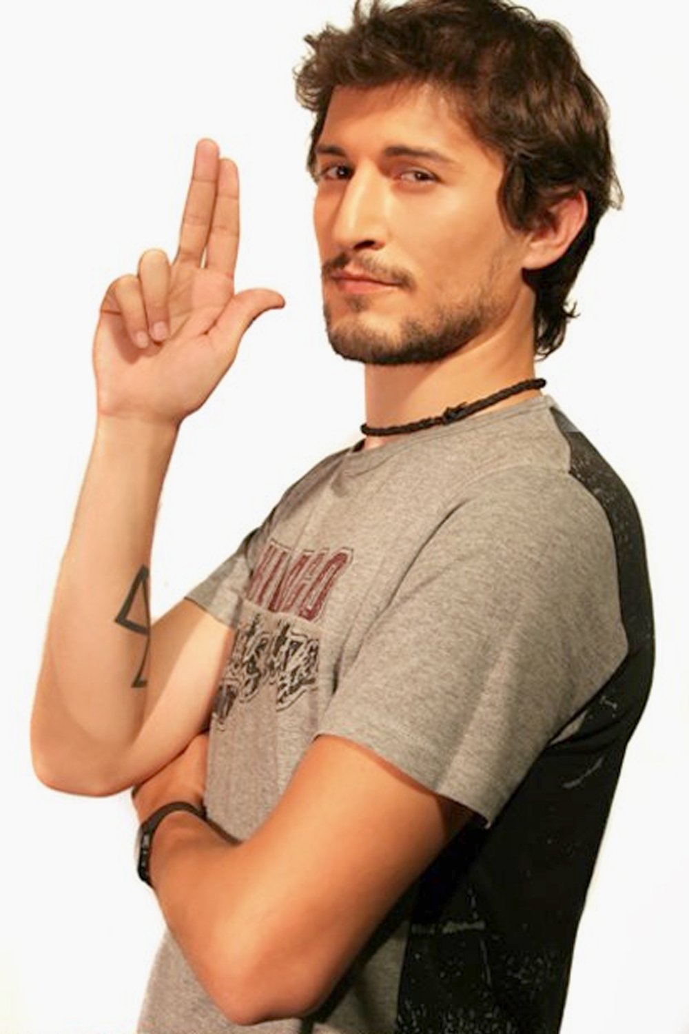 Rafael Darro backdrop