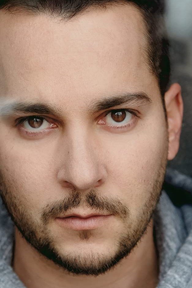 Adam Rodness: Adami Rodnes backdrop