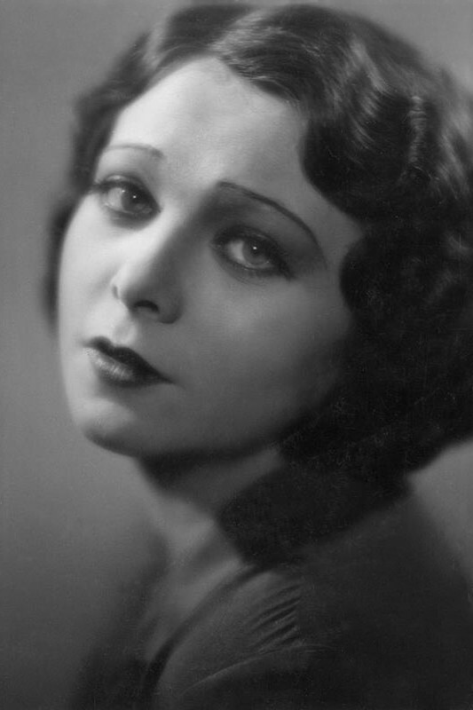 Máňa Ženíšková backdrop