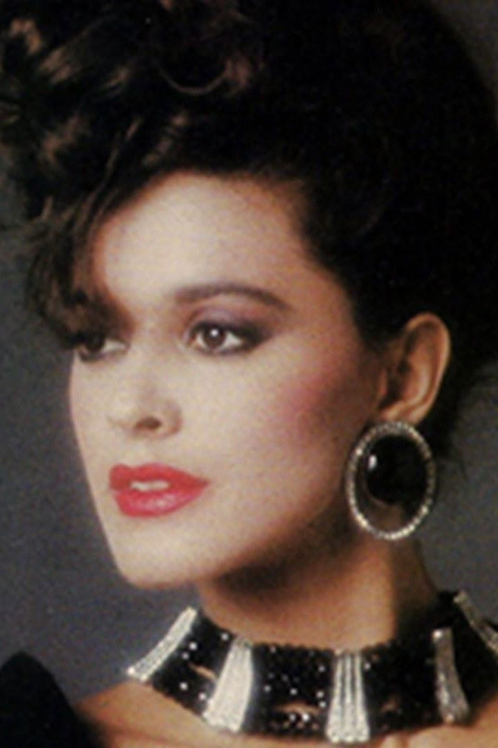 Constanza Giner backdrop