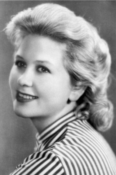 Lyudmyla Sosyura backdrop