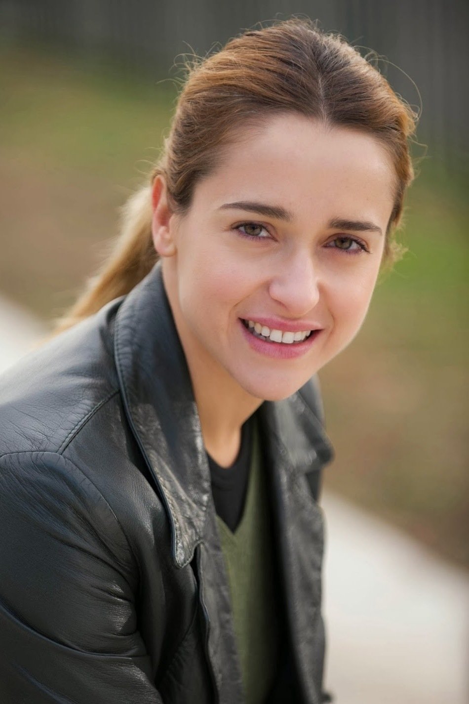 Eleonora Sergio backdrop