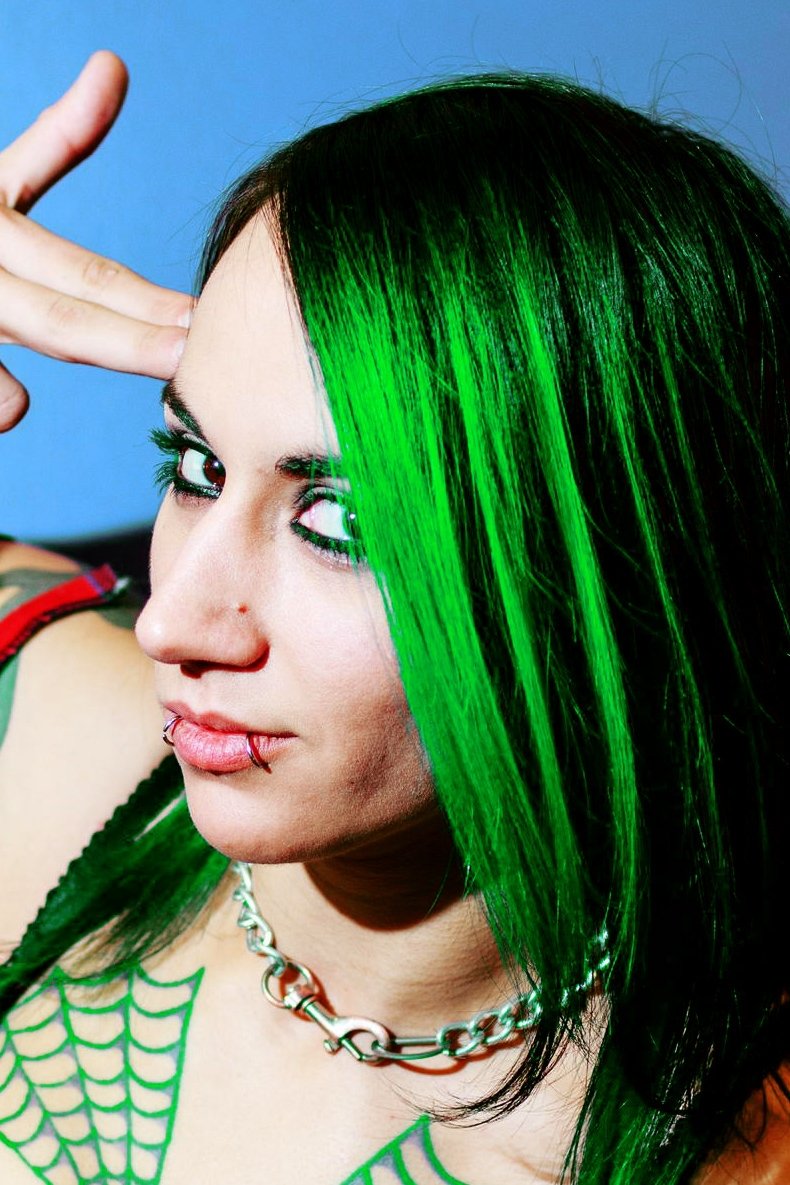 Christina Kardooni backdrop