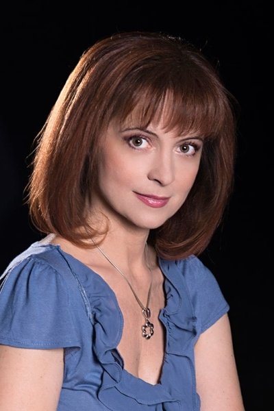 Sanja Marin backdrop