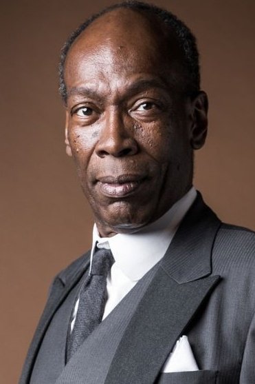 Tijago Xhustino backdrop