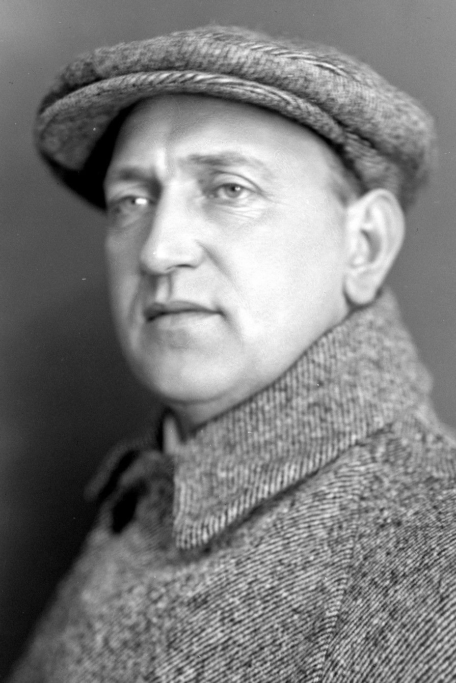 Anders Frithiof → Andërs Frithiof backdrop