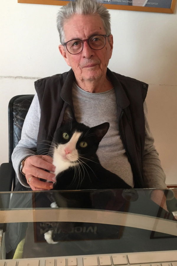 Dimitris Stavrakas backdrop