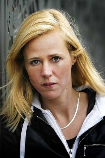 Nicole van Nierop backdrop