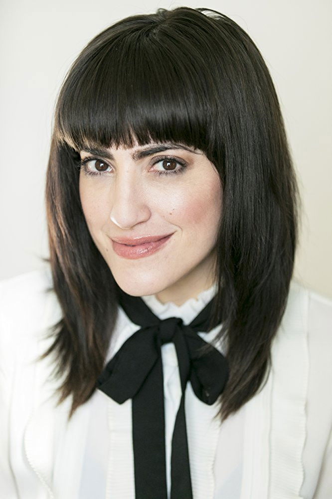 Sarah Greyson backdrop