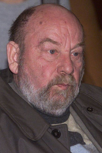 Andrei Blaier backdrop