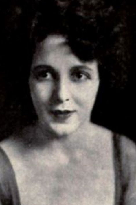 Viora Daniel backdrop