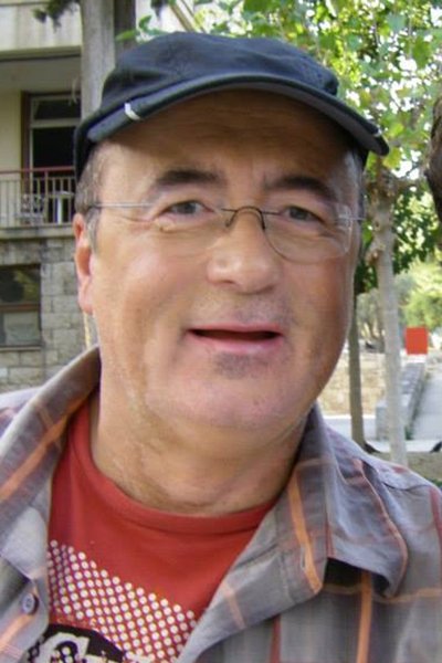 Nikos Zoiopoulos backdrop