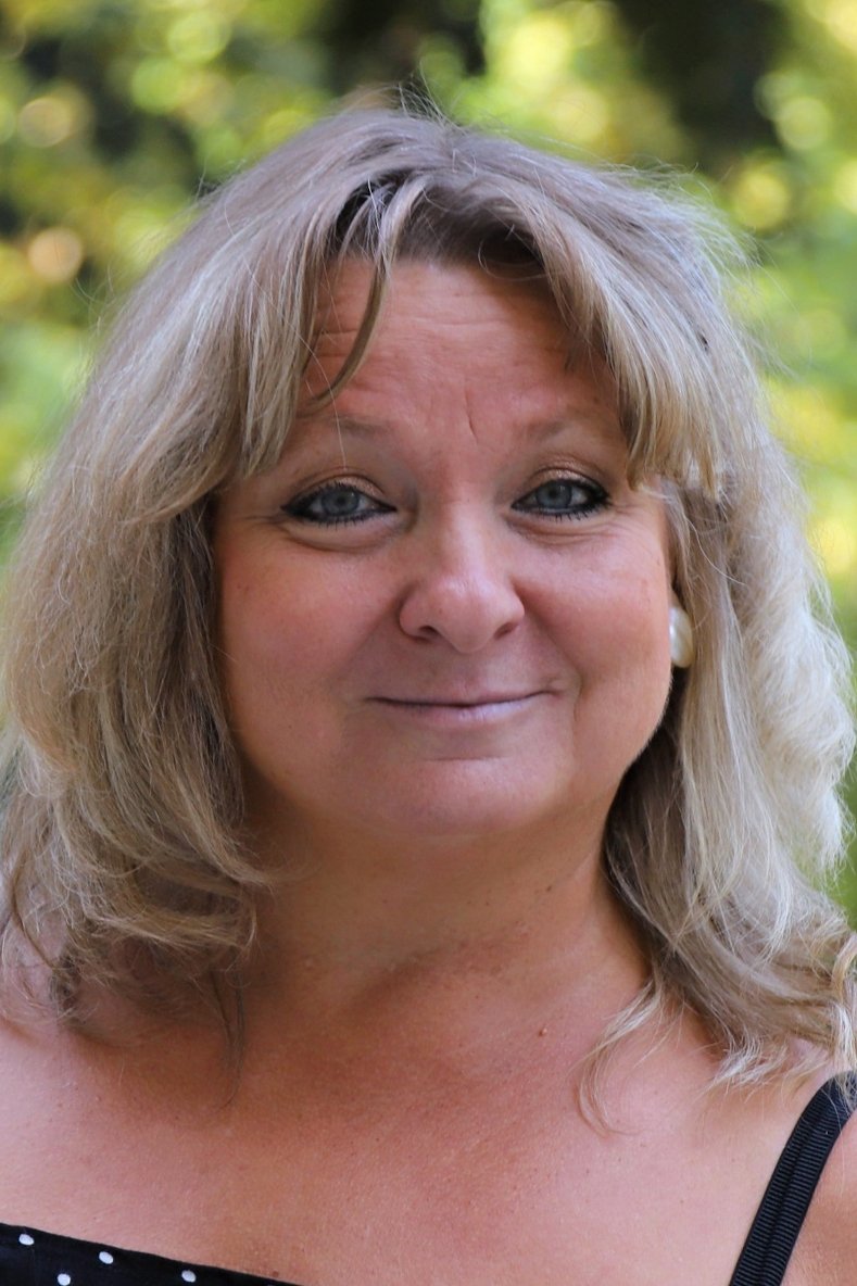 Martina Hudečková backdrop