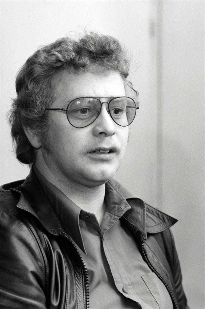 Seppo Laine backdrop