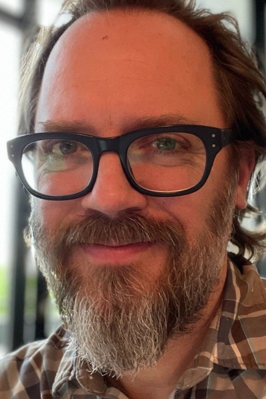 Greg Olliver backdrop