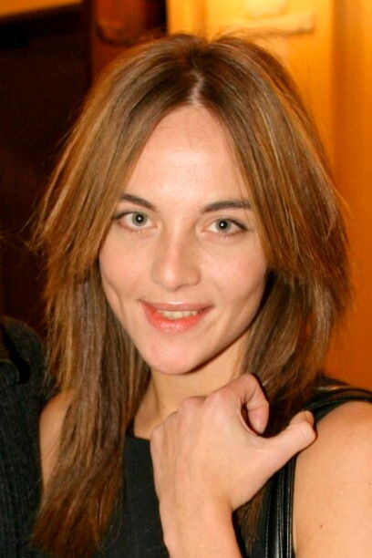 Gine Therese Grønner backdrop