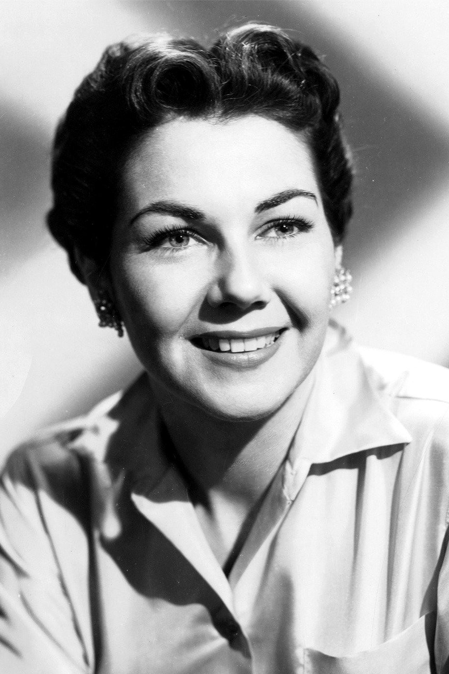 Jeanne Bates backdrop