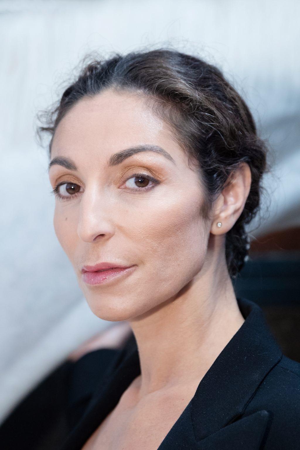 Lisa Tønne backdrop