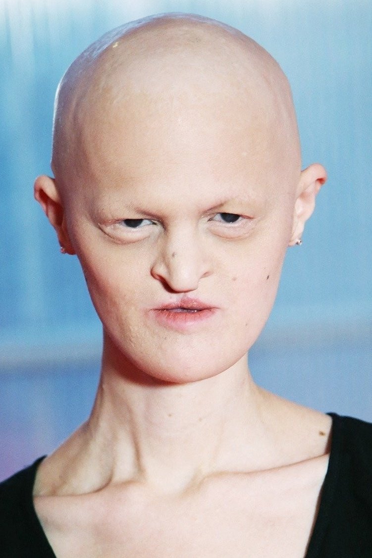 Melanie Gaydos backdrop