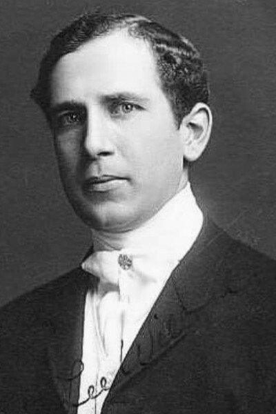 Lee Willard backdrop