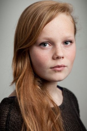 Anna Burnett backdrop