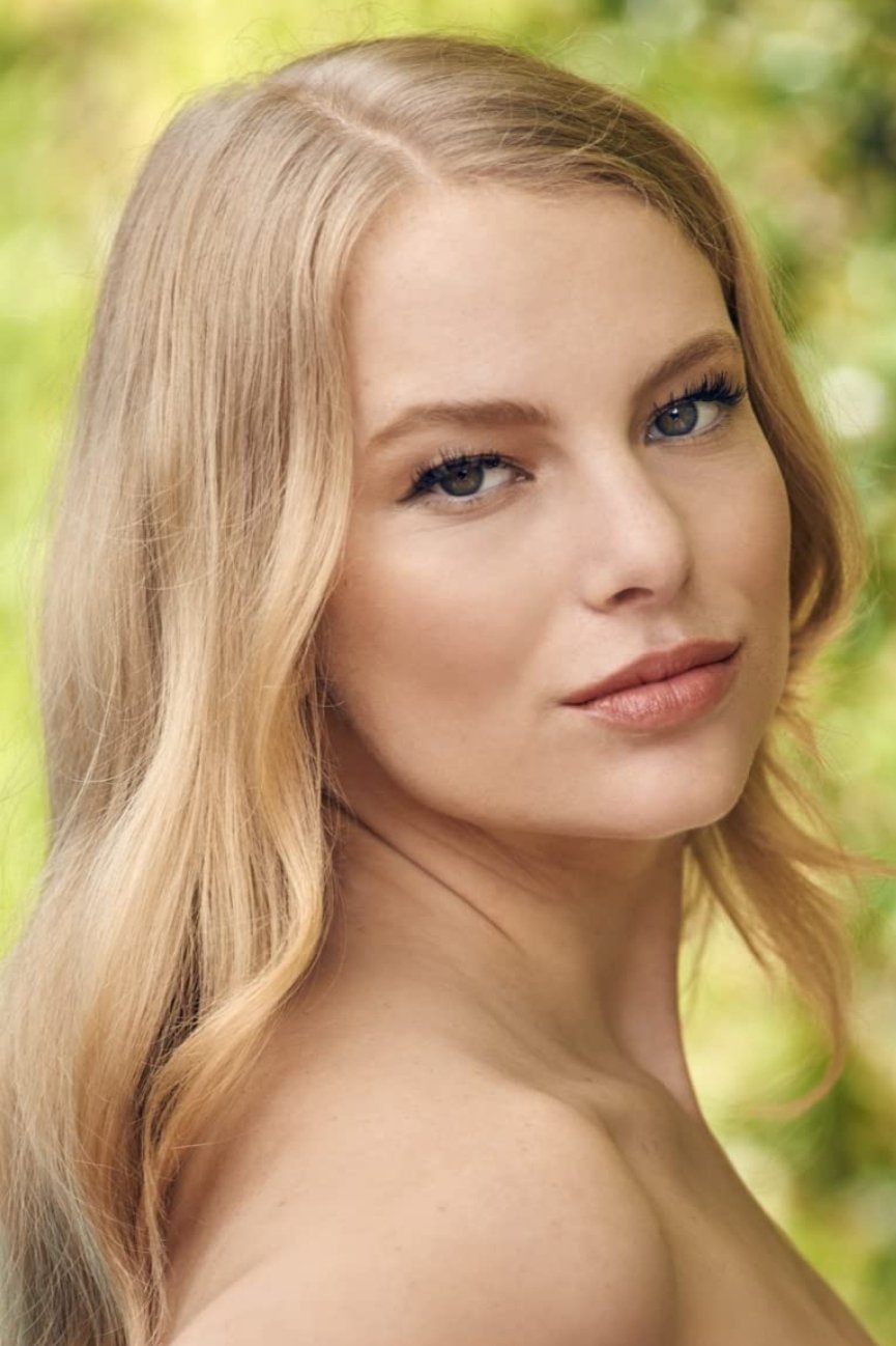 Danielle Lauder backdrop