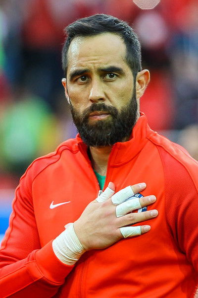 Claudio Bravo backdrop