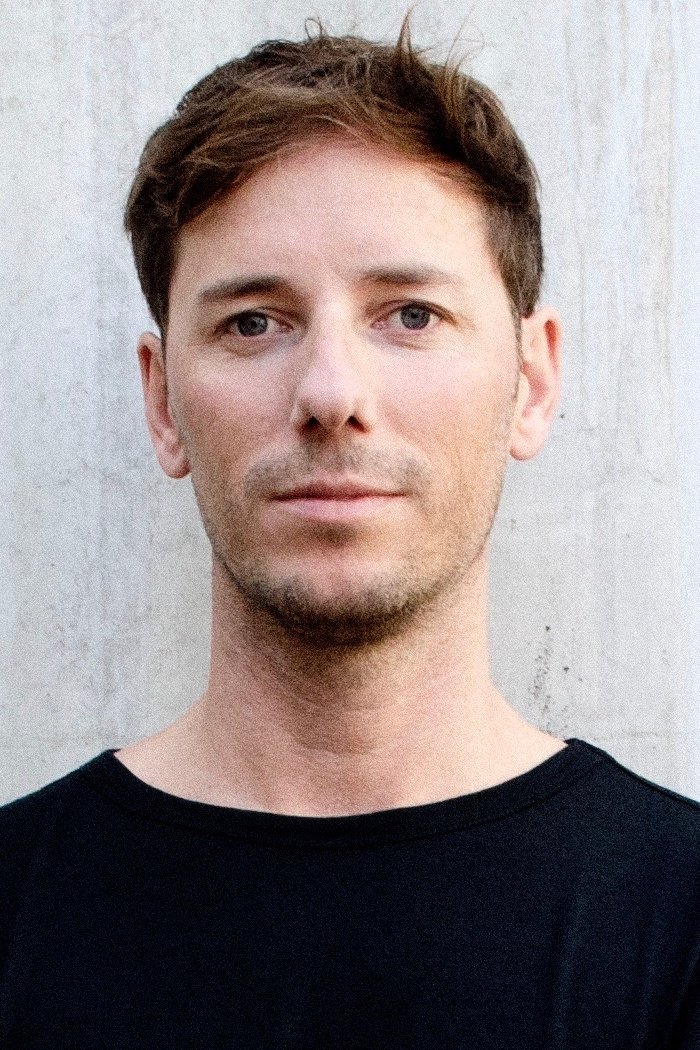 Martijn Cousijn backdrop