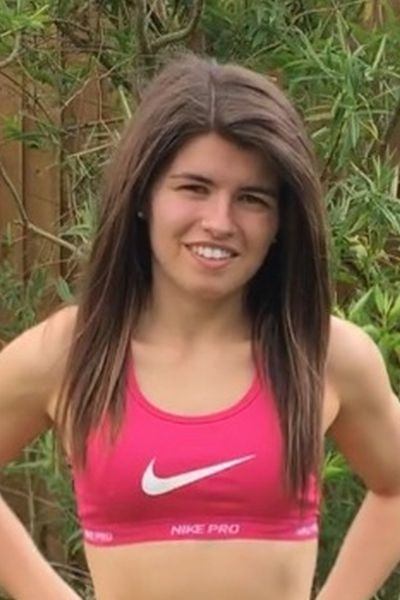 Christina Low backdrop