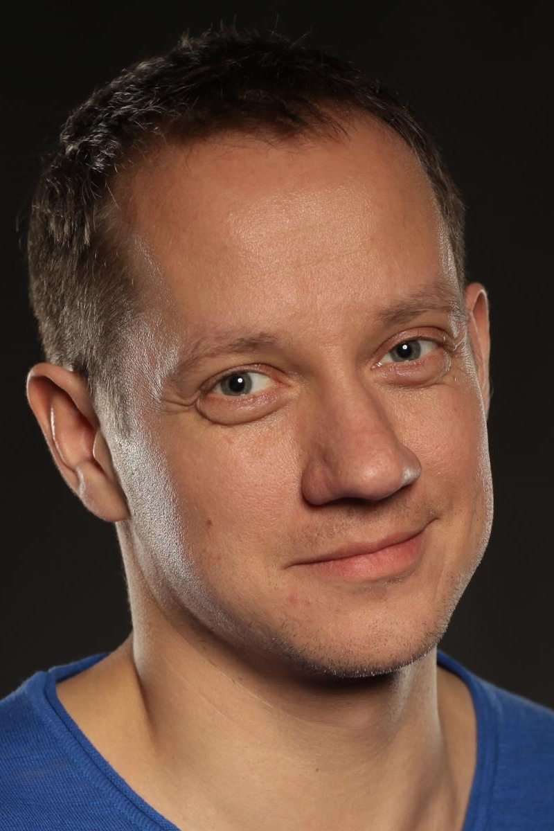 Sergey Rudzevich backdrop