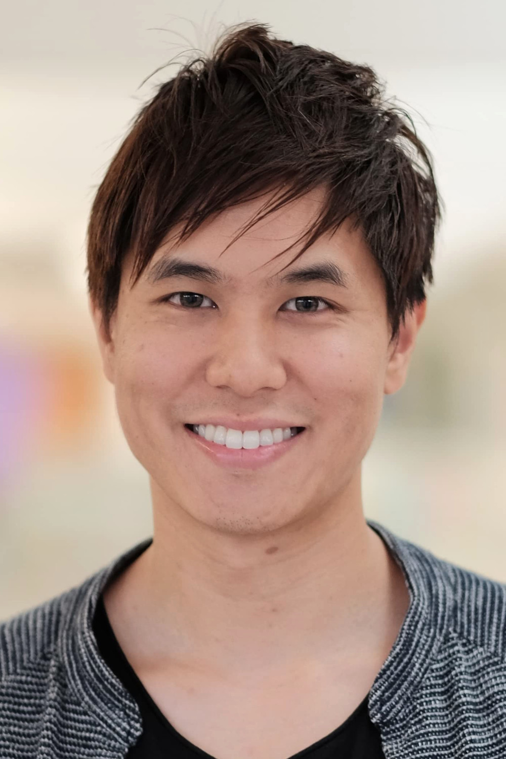 Andy Trieu backdrop