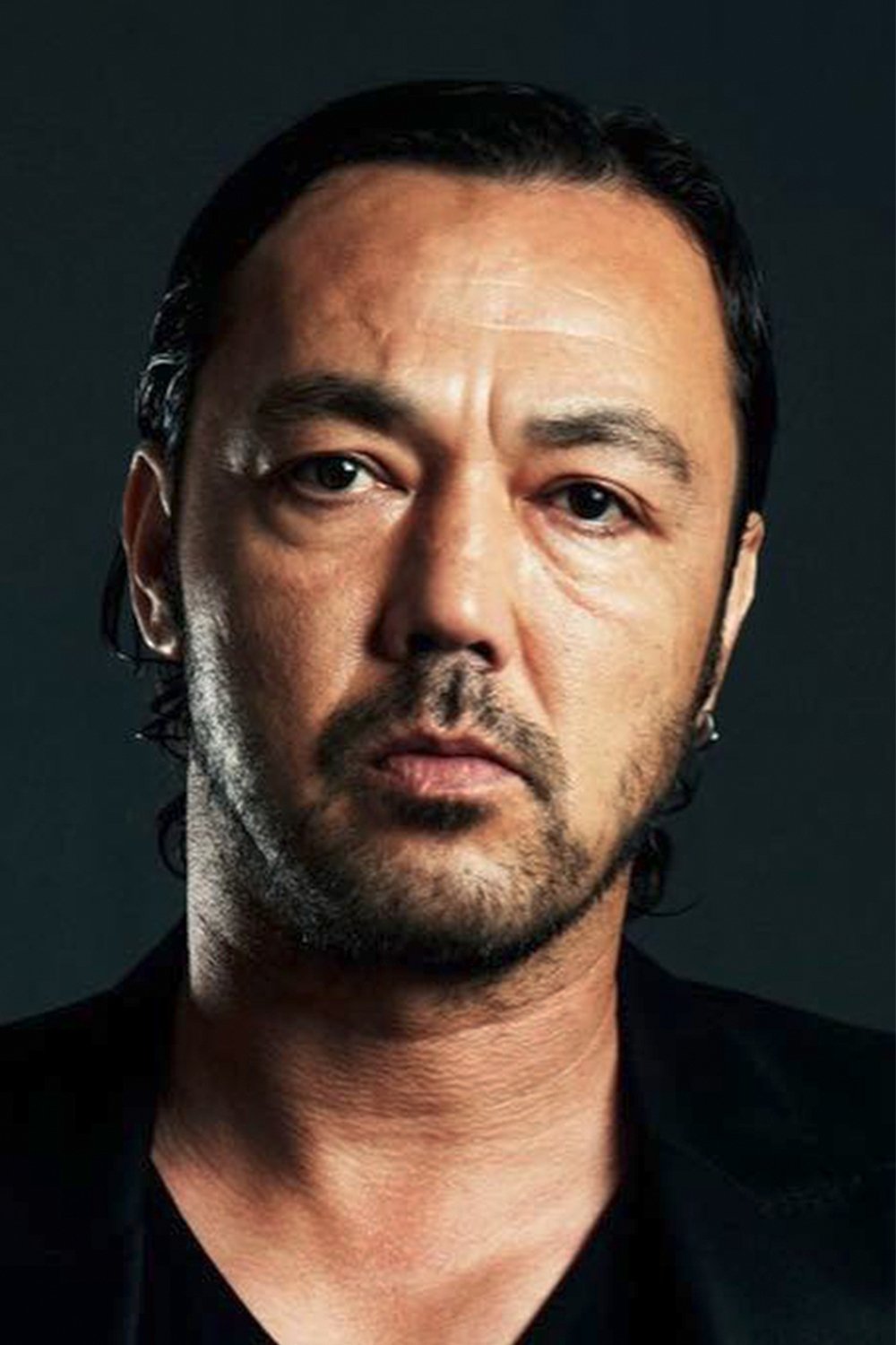 Engin Benli backdrop