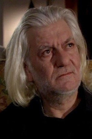 Nihat İleri → Nihat Ilëri backdrop