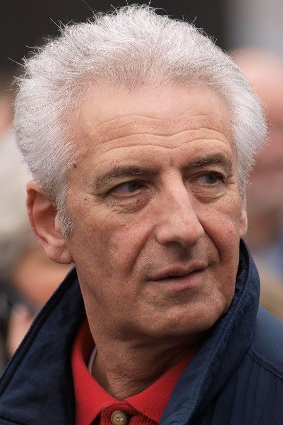 Tamas Heller backdrop