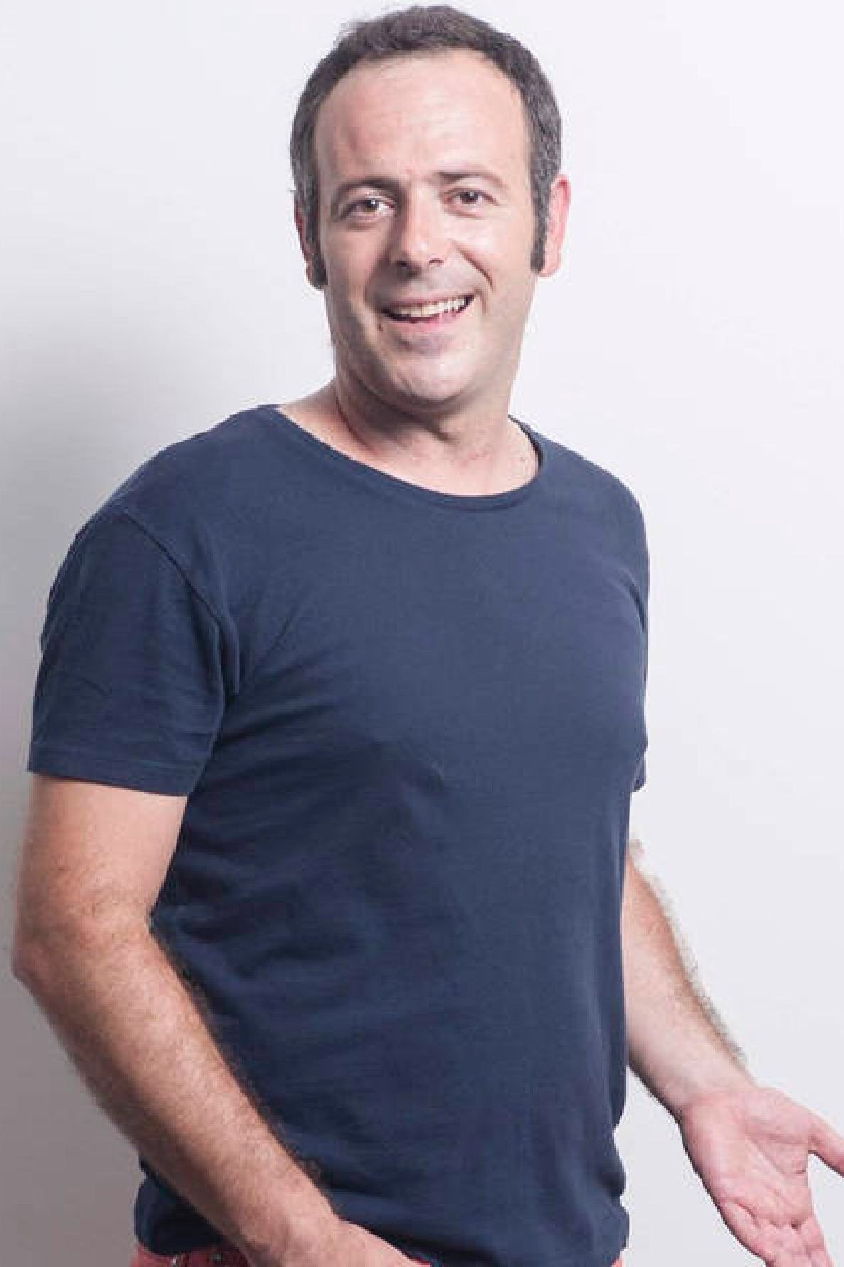 Iker Galartza backdrop