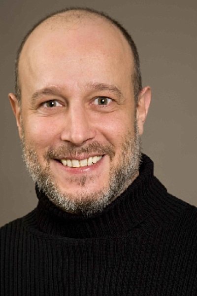 Imanol Reta backdrop