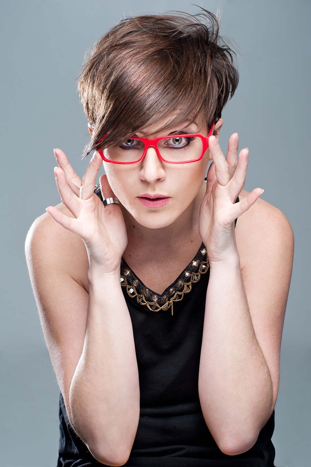 Sara Escudero backdrop