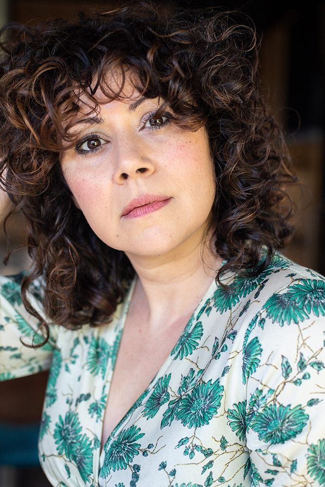 Aina Requena backdrop